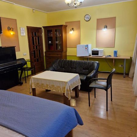 Apartament Erfolg 12 Daugavpils Buitenkant foto