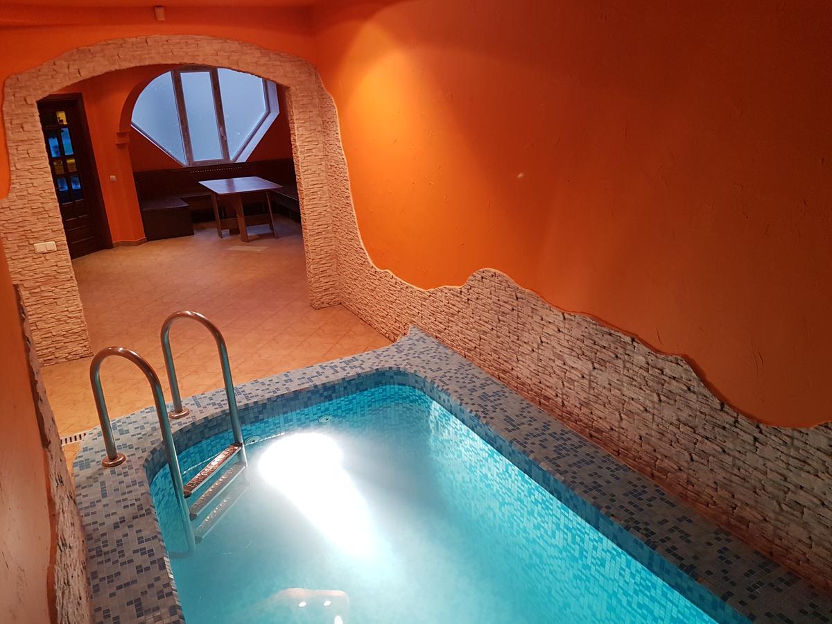 Apartament Erfolg 12 Daugavpils Buitenkant foto