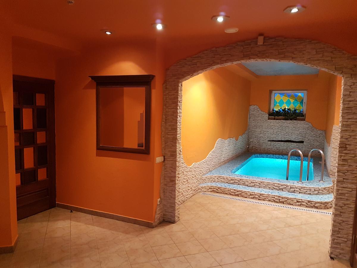 Apartament Erfolg 12 Daugavpils Buitenkant foto