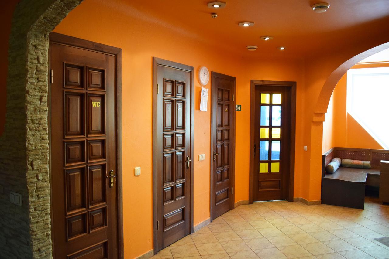 Apartament Erfolg 12 Daugavpils Buitenkant foto